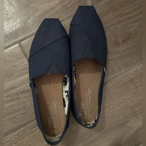 Toms Alpargata canvas shoe